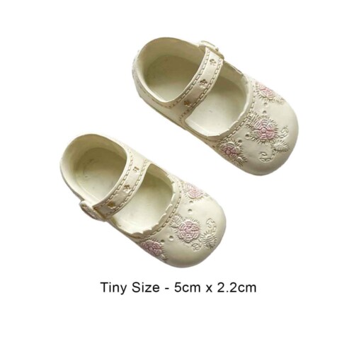 Ornamental Baby Shoes Beige
